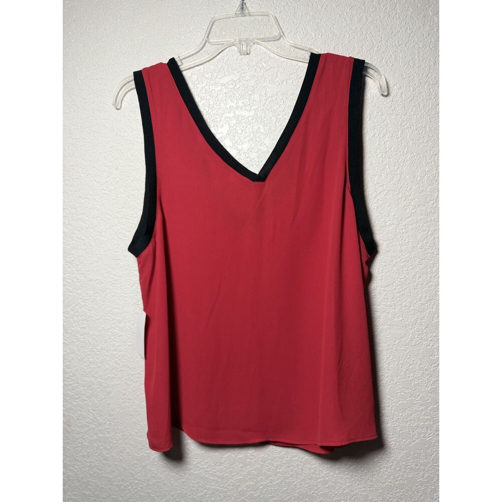 NWT Chelsea28 Nordstrom Tank Top Blouse XL Red Lipstick Black Contrast V Neck - Picture 3 of 9